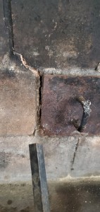 masonry chimney with cracks